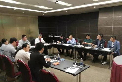 仟億達董事長鄭兩斌及考察團成員與天津電力會談 仟億達董事長鄭兩斌及考察團成員與天津電力會談