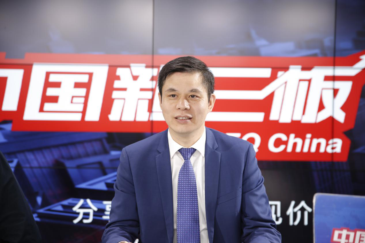 節能能源仟億達集團董事長鄭兩斌接受華社《中國新三板》專訪 節能能源仟億達集團董事長鄭兩斌接受華社《中國新三板》專訪